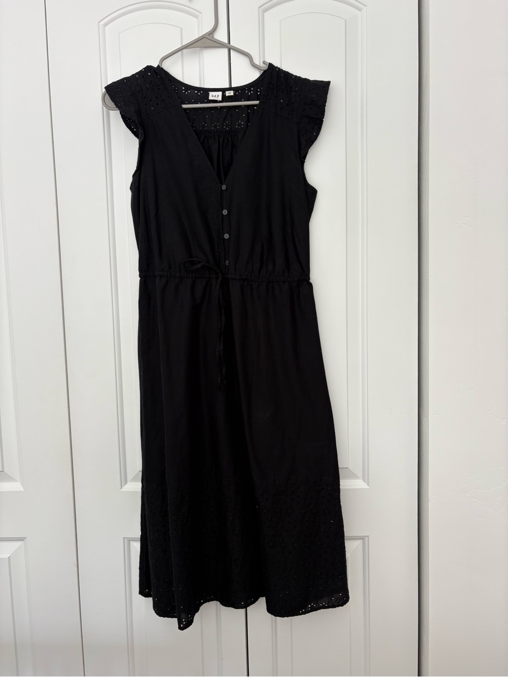 GAP Black Eyelet-Detail Button-Front Midi Dress